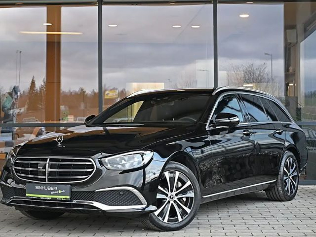 Mercedes-Benz E-Klasse E 300 4MATIC EXCLUSIVE Estate E 300 de