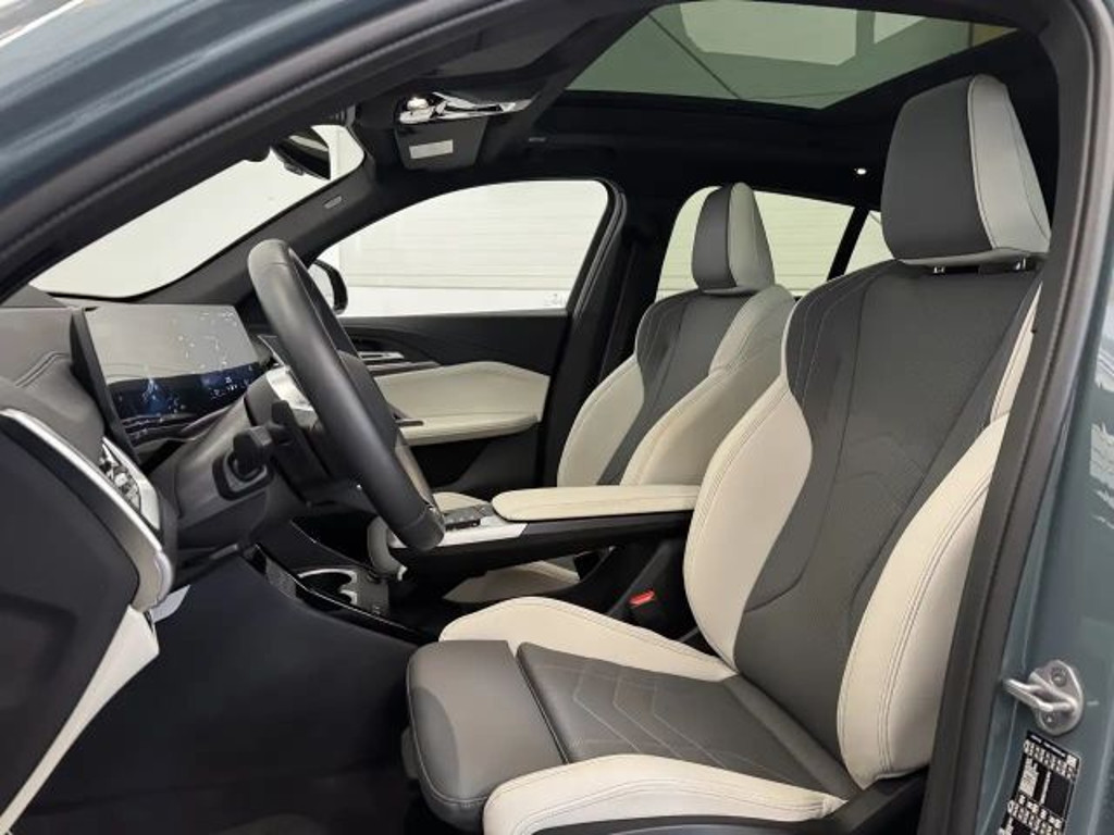 BMW iX2