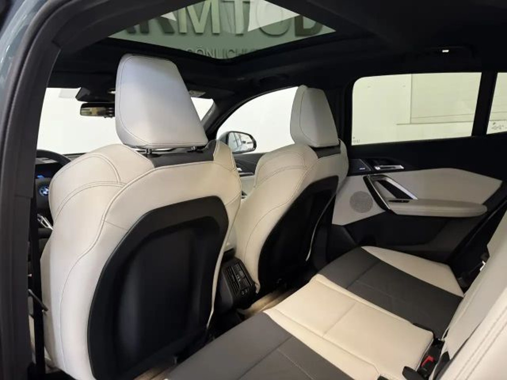 BMW iX2