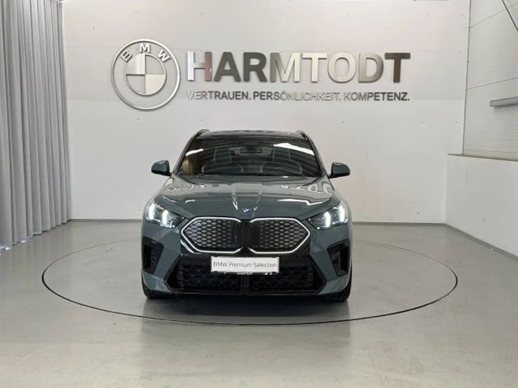 BMW iX2