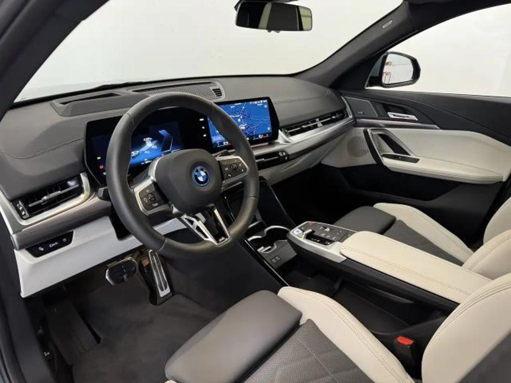 BMW iX2