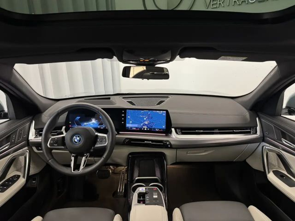 BMW iX2