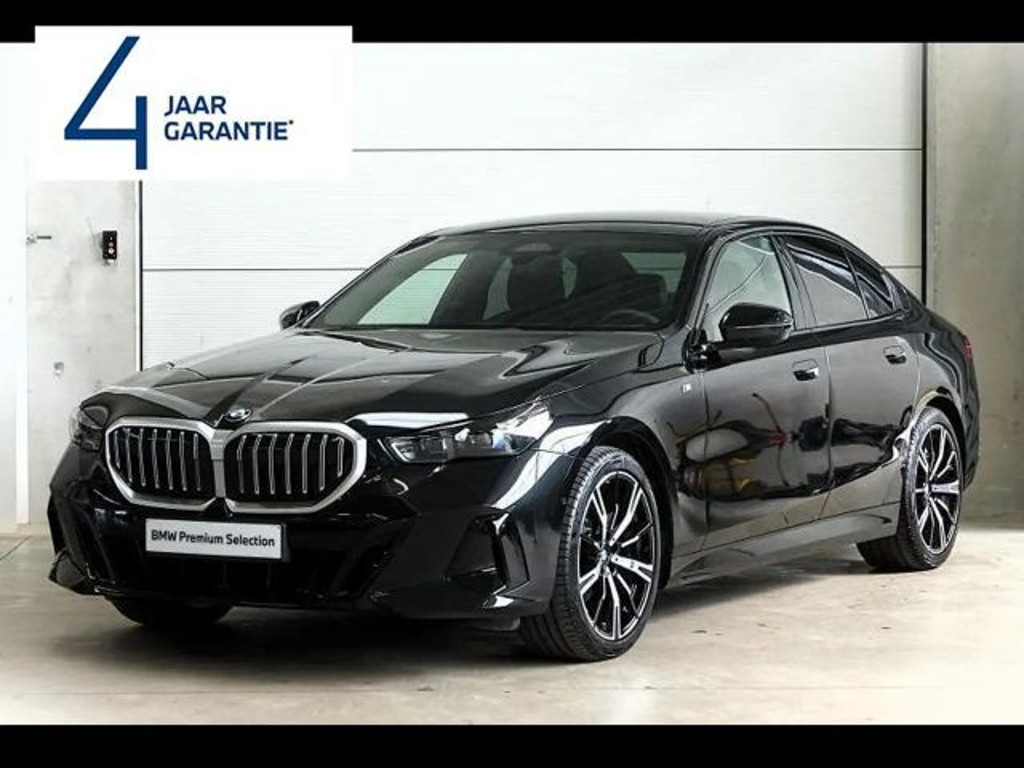BMW 5 Serie 520 M-Sport Sedan