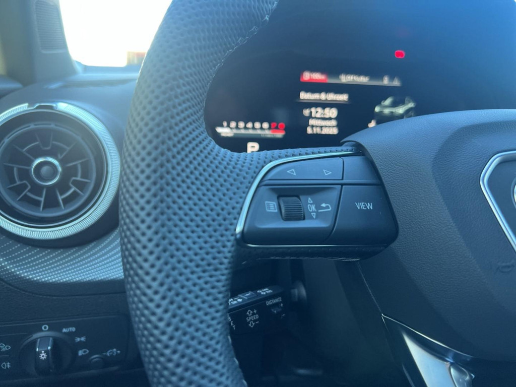 Audi SQ2