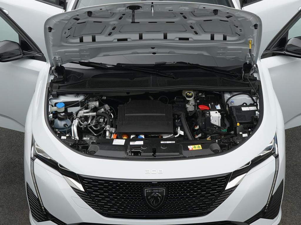 Peugeot e-308