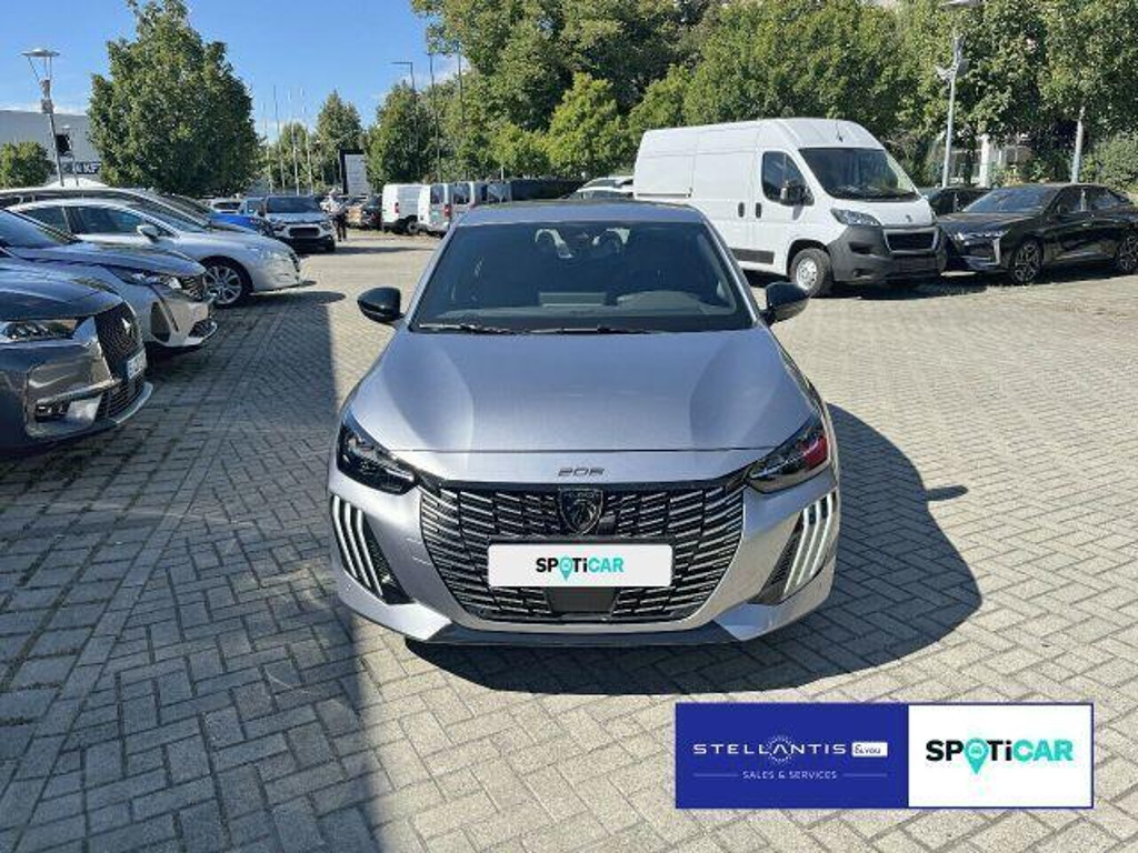 Peugeot e-208
