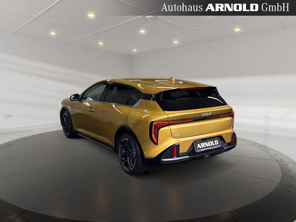Kia K4
