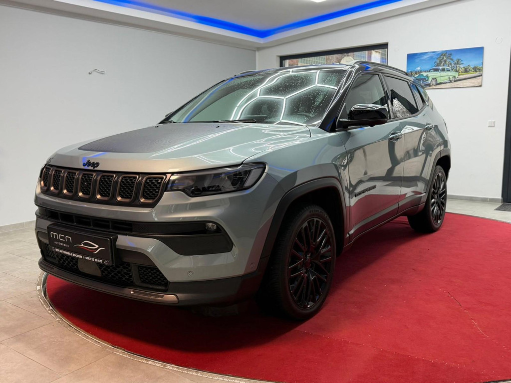 Jeep Compass Limited Hybrid 4x4