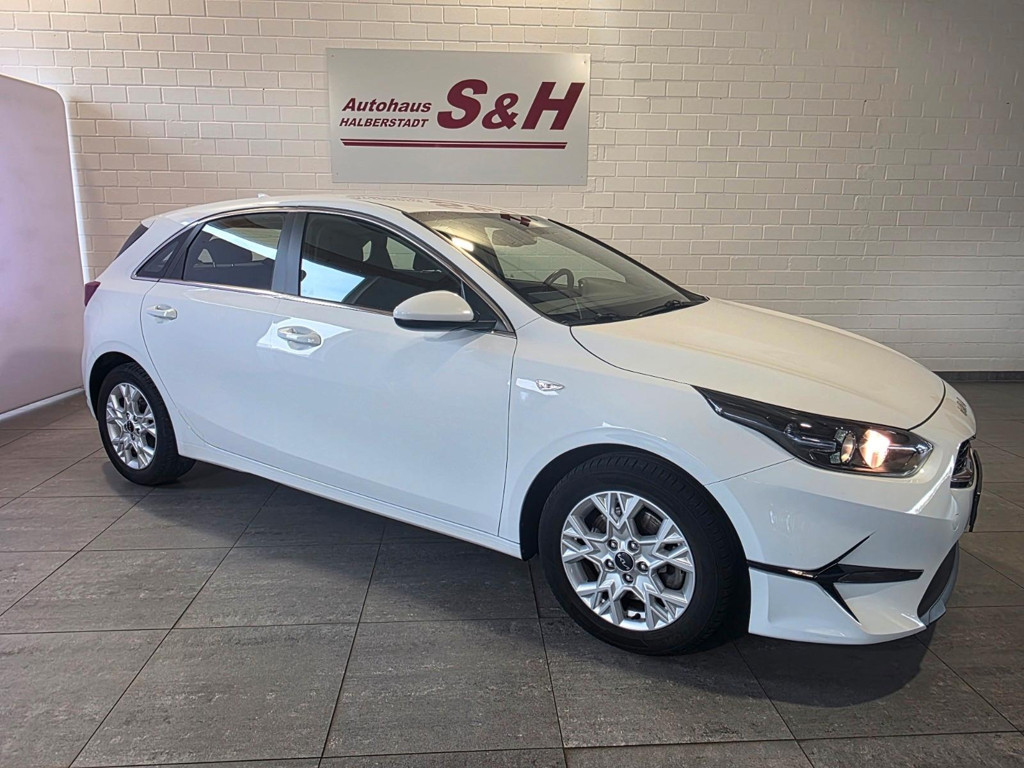 Kia Ceed Ceed 1.5 JBL Sound Ed.2AAC SITZ-,LENKRHEIZ.PDC