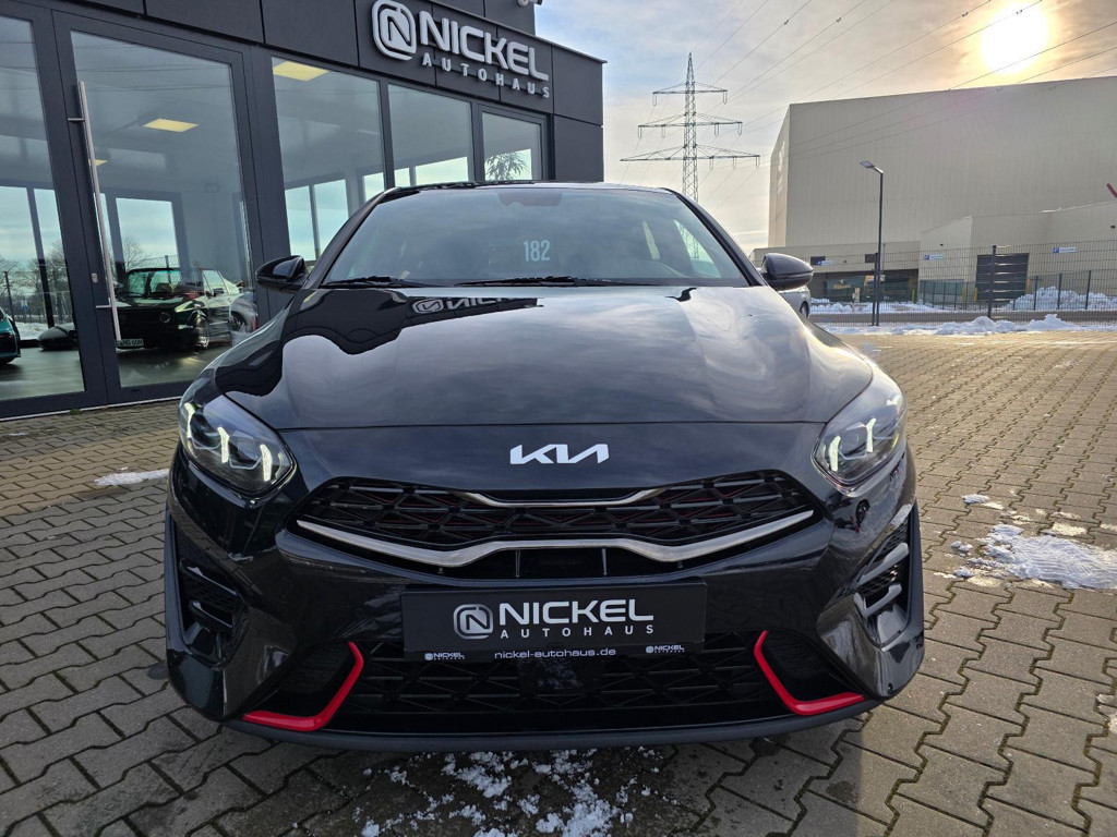 Kia ProCeed