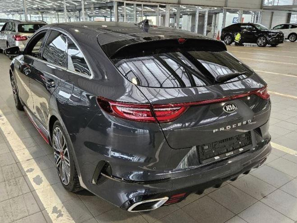 Kia ProCeed