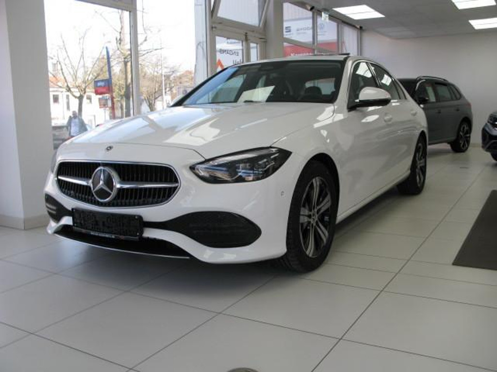 Mercedes-Benz C-Klasse C 220 AVANTGARDE C 220 d Sedan