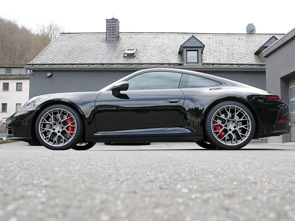 Porsche 992