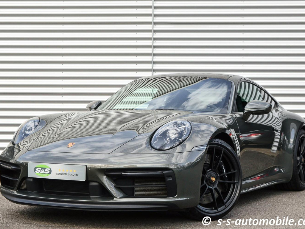 Porsche 992 GTS Carrera