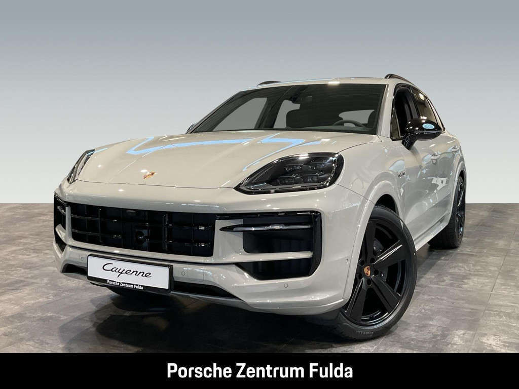 Porsche Cayenne E-Hybrid Black Edition