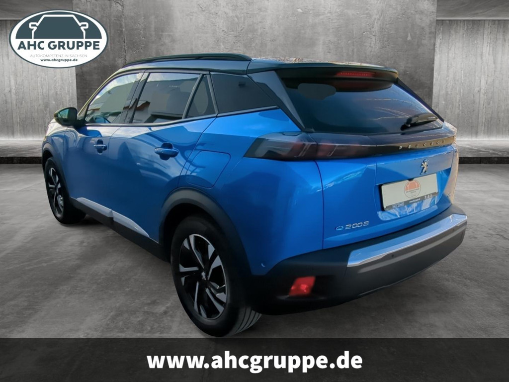 Peugeot e-2008