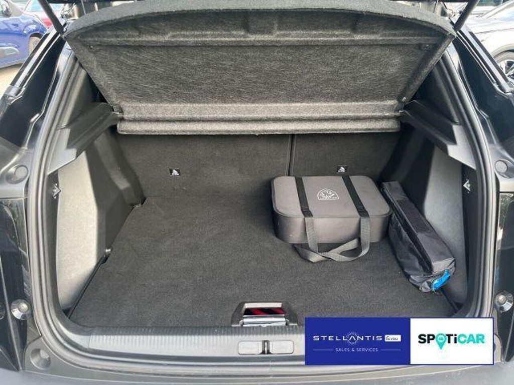 Peugeot e-2008 Allure Pack