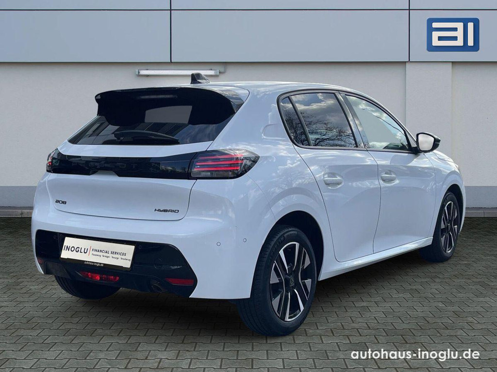 Peugeot e-208