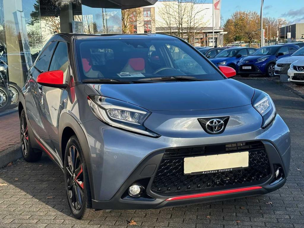 Toyota Aygo X Aygo X Undercover - JBL, LED, Navi, SZ, PDC, Alu