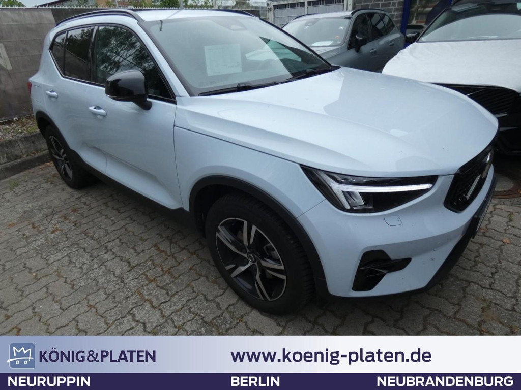 Volvo XC40 Plus Dark