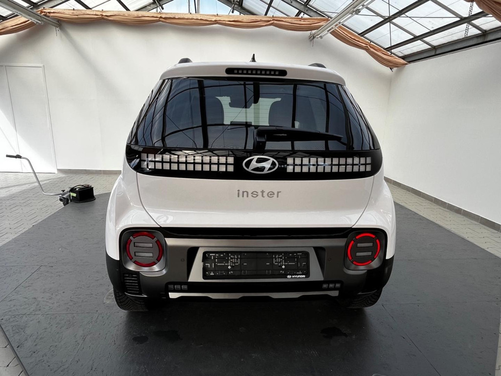 Hyundai INSTER