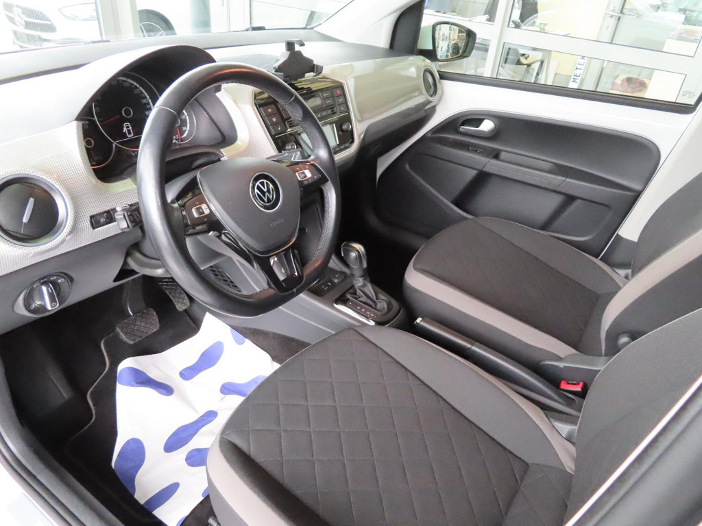 Volkswagen e-up!