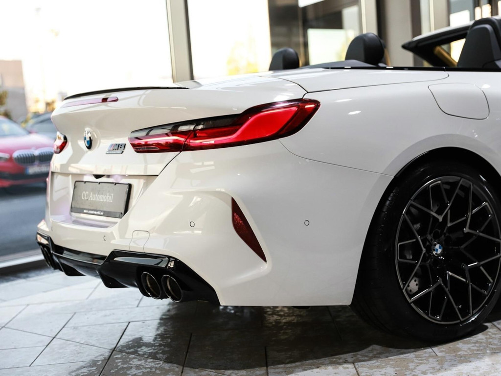BMW M8
