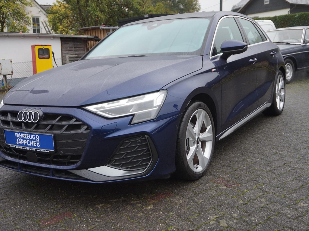 Audi A3 Sportback Sedan S-Line