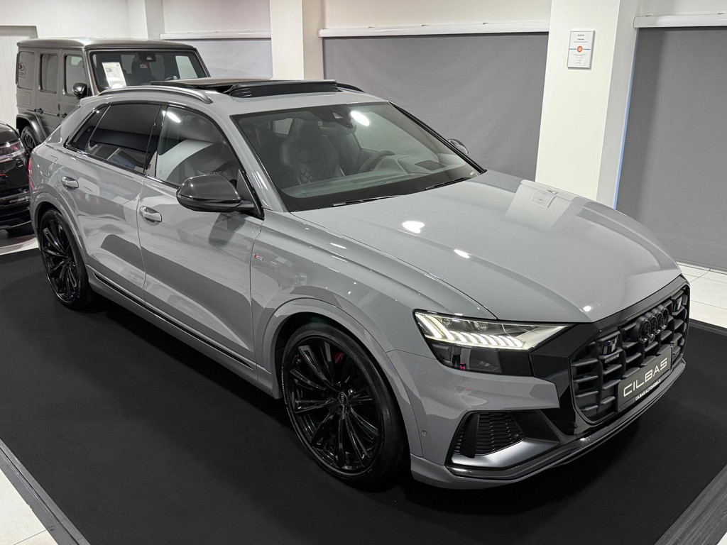 Audi Q8