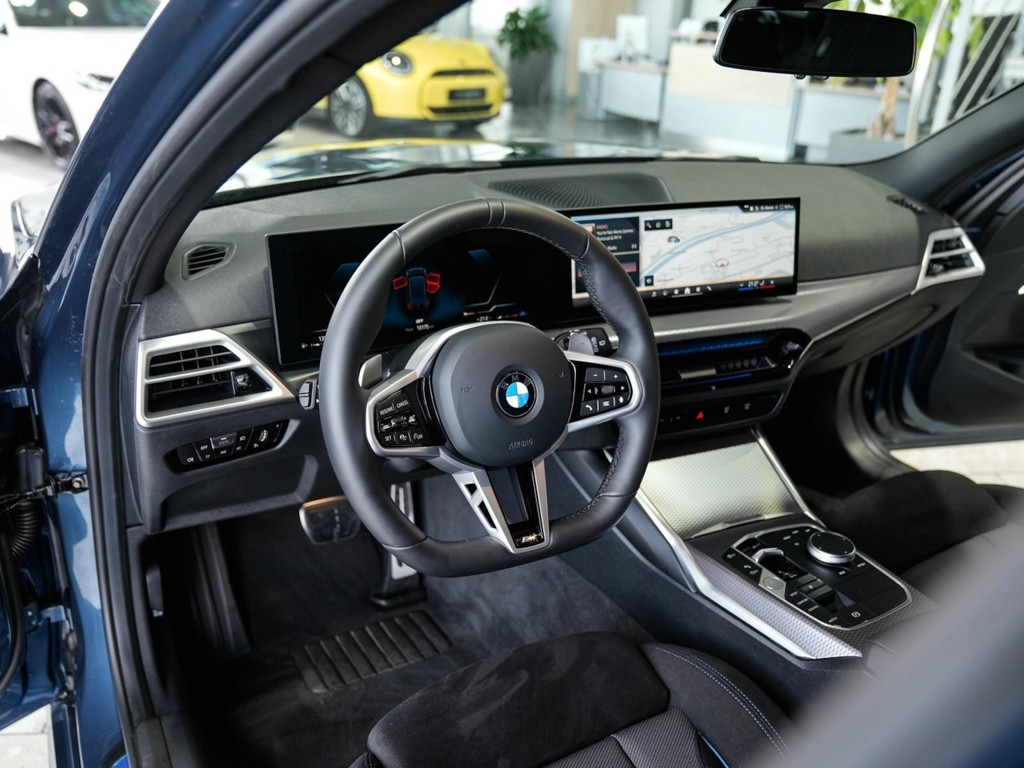 BMW 3 Serie 330 M-Sport xDrive Touring 330i