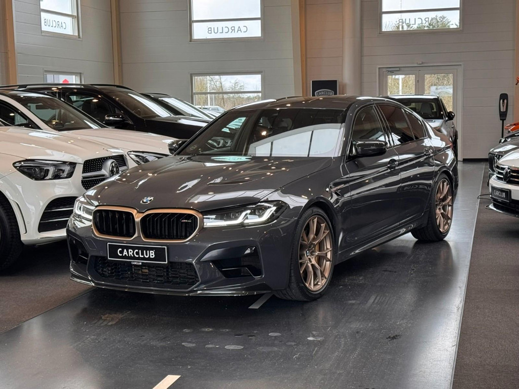 BMW M5 xDrive Sedan CS