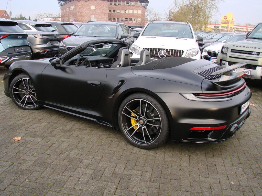 Porsche 992