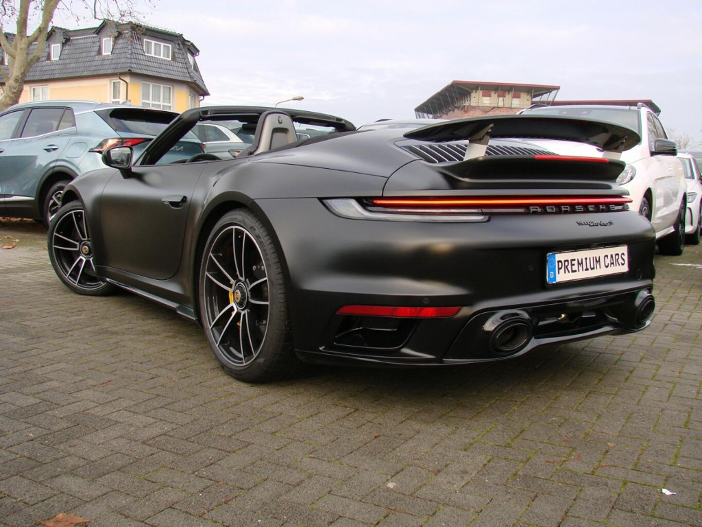 Porsche 992