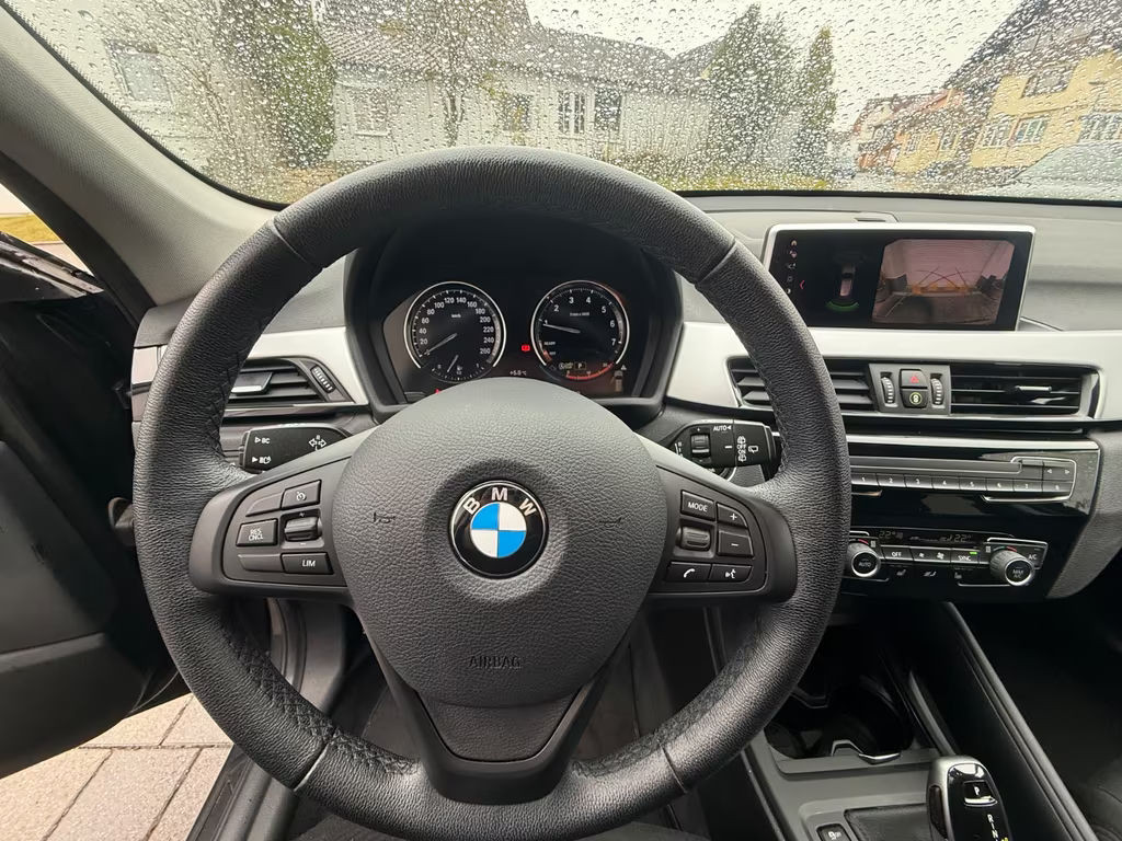 BMW X1