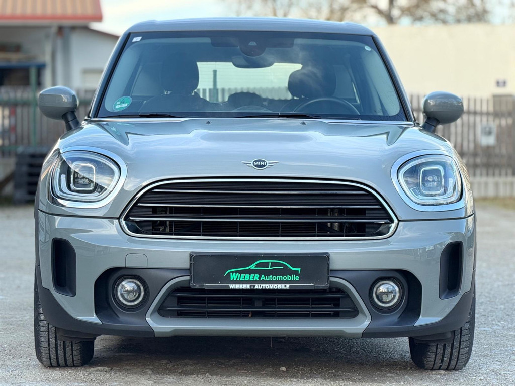 Mini Cooper Countryman Essential