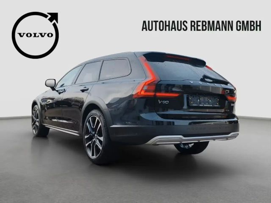 Volvo V90 Cross Country