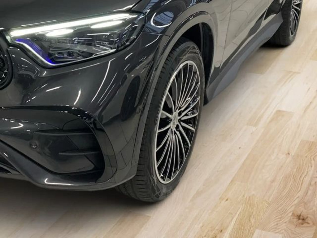 Mercedes-Benz GLC-Klasse GLC 300 4MATIC AMG Line Coupé