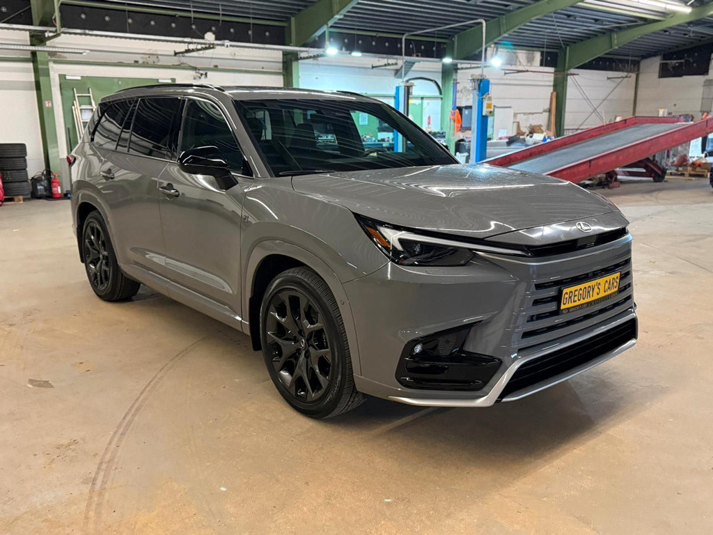 Lexus TX-Serie