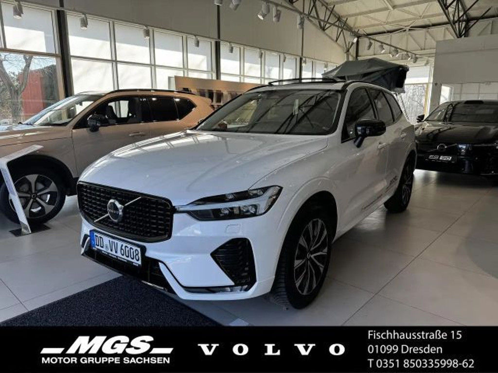 Volvo XC60 AWD Plus Dark