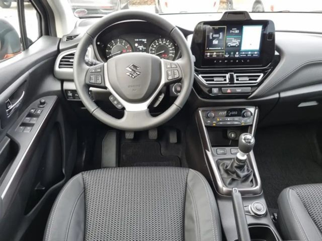 Suzuki S-Cross