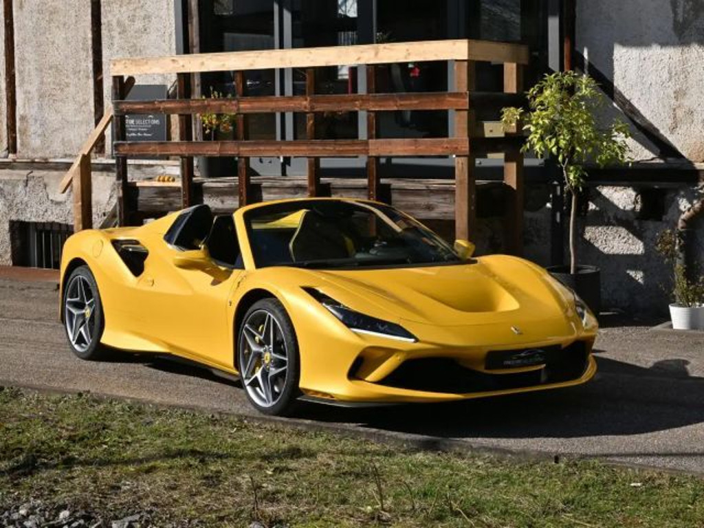 Ferrari F8 Spider
