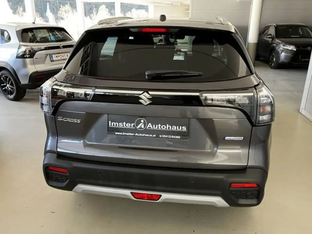 Suzuki S-Cross