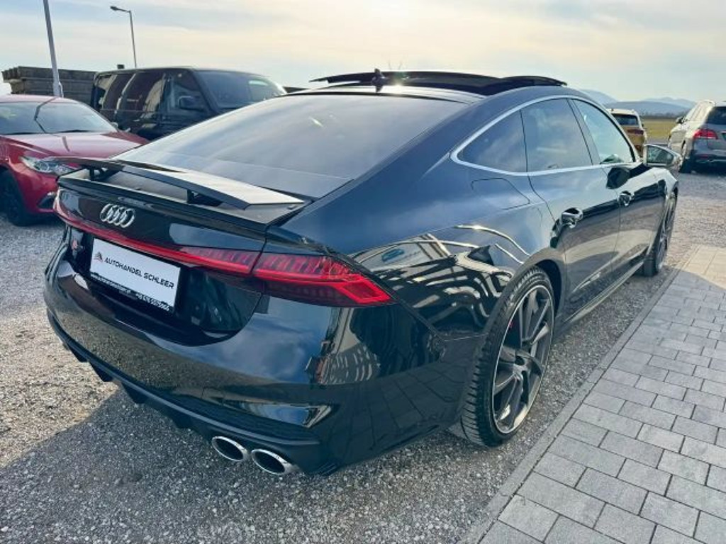 Audi S7