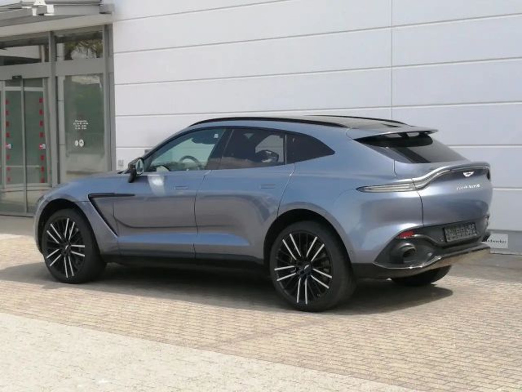 Aston Martin DBX