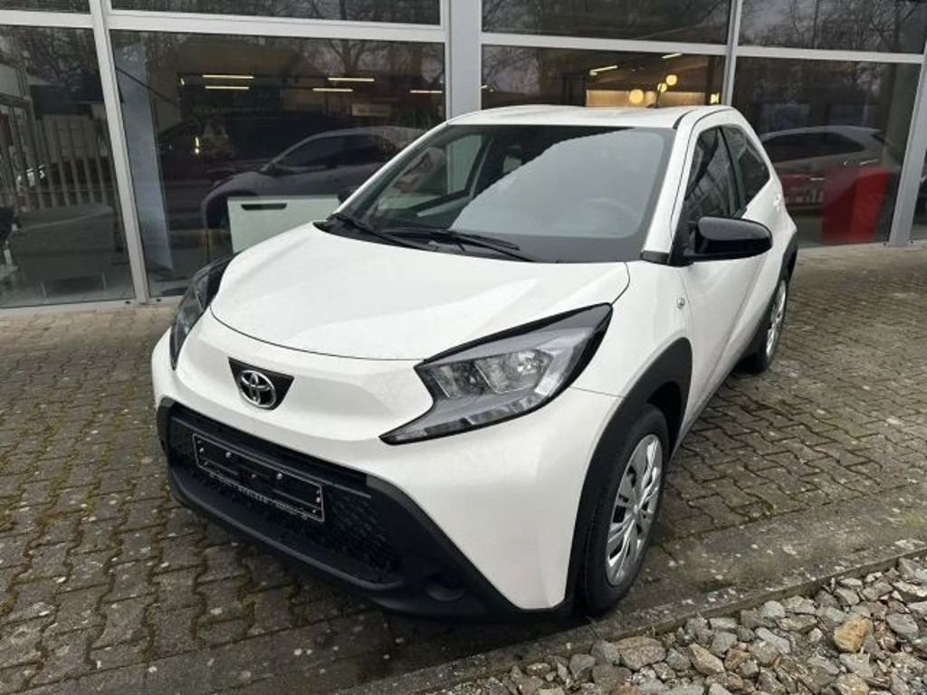 Toyota Aygo X Hatchback X-play Play