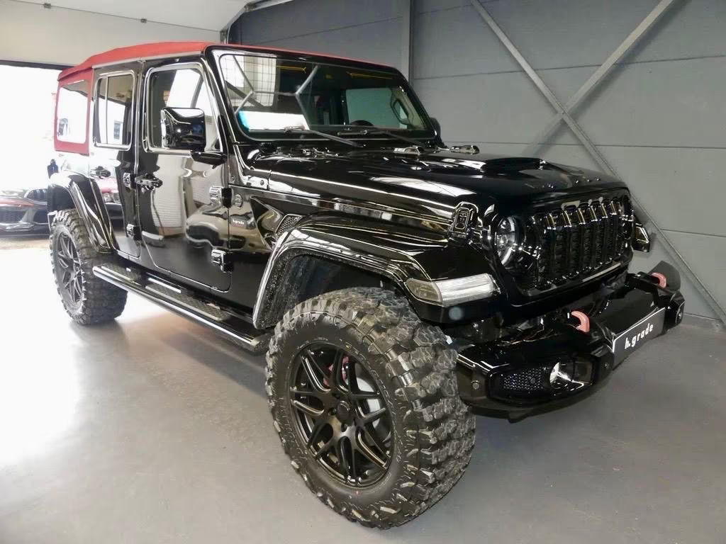 Jeep Wrangler Sahara