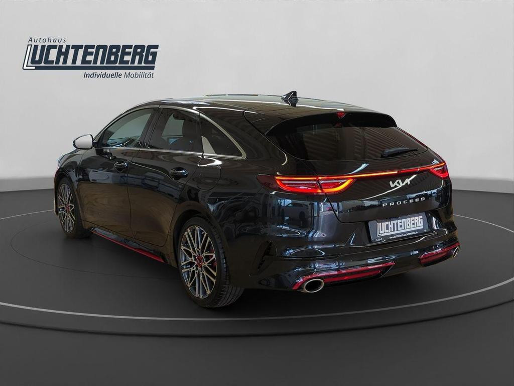 Kia ProCeed
