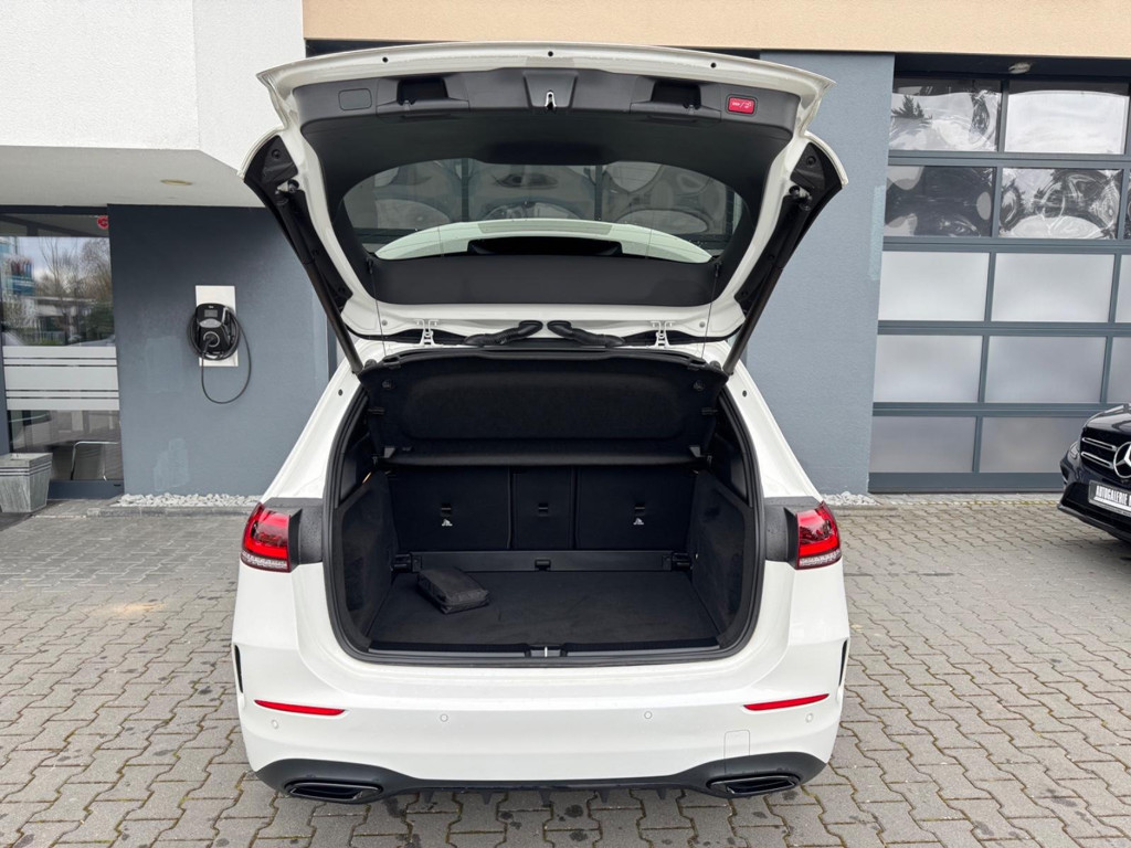 Mercedes-Benz B-Klasse B 180 AMG Line