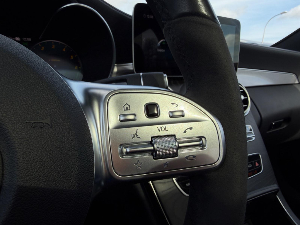 Mercedes-Benz C-Klasse C 300 AMG Line Sedan