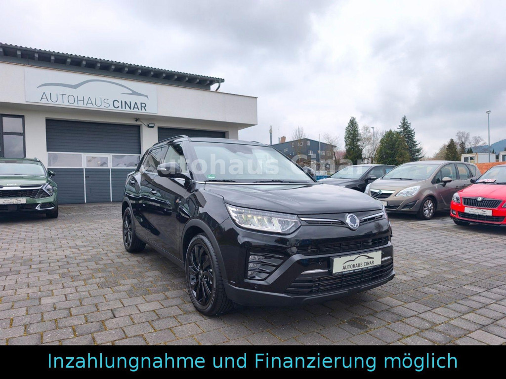 SsangYong Tivoli 1.5T-GDi Blackline*Navi*Kamera*Leder*LED*